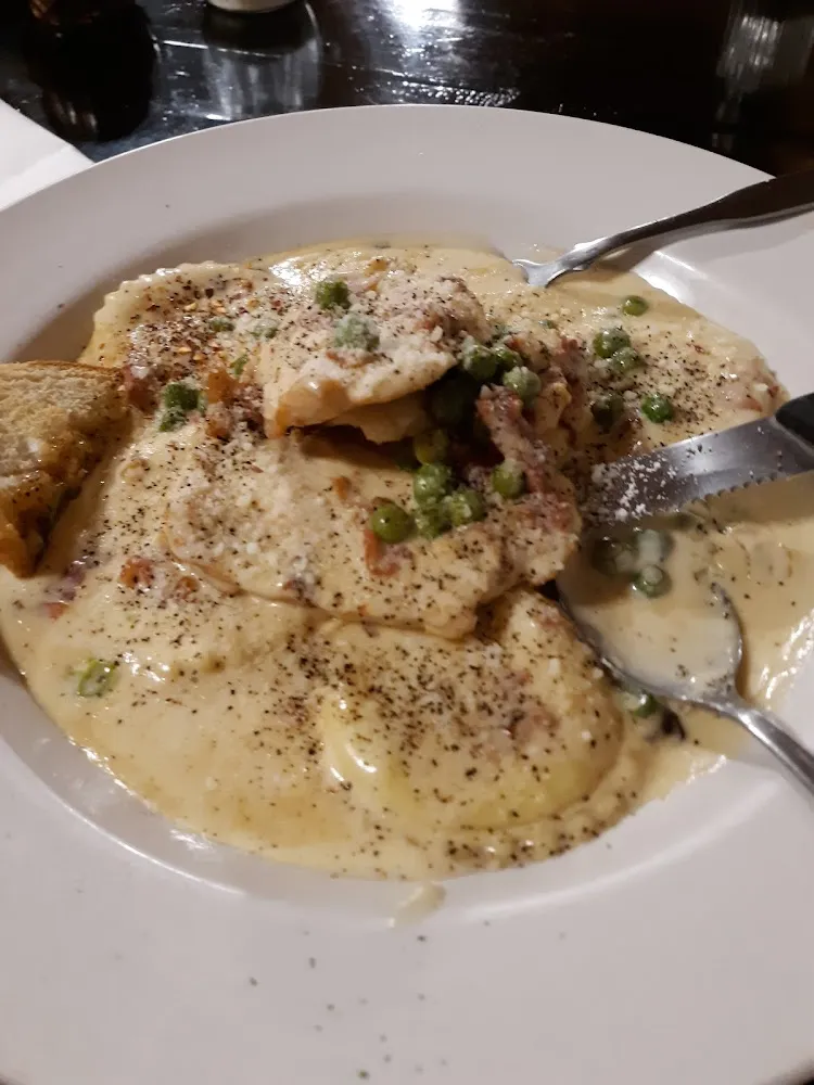 Ravioli Carbonara with Chicken